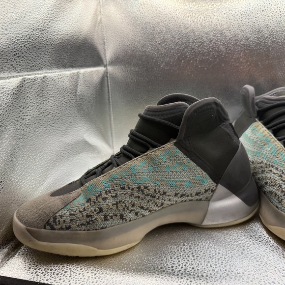 Size 9 Adidas Yeezy QNTM Slip On Primeknit Teal Blue Mens Sneaker Shoes G58864 - Picture 8 of 12